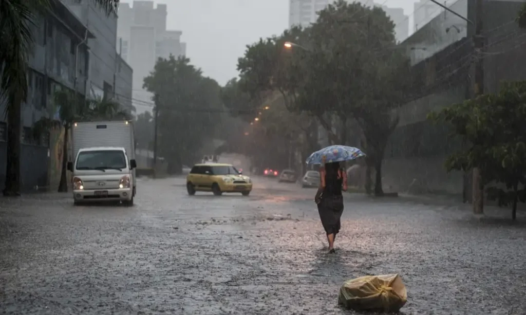Chuva-deixa-cidade-de-Sao-Paulo-em-estado-de-atencao-para-alagamentos-Agencia-Brasil-1024x613 Chuva forte se aproxima de São Paulo: Alerta para as rajadas de vento